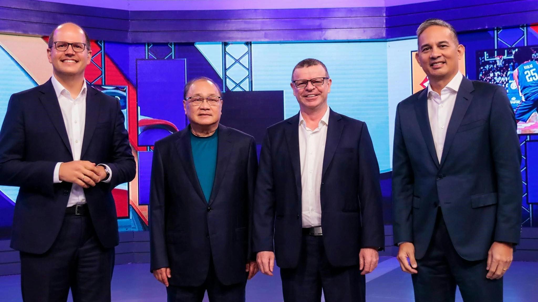 FIBA executive David Crocker heaps praises on Manila’s hosting of World Cup